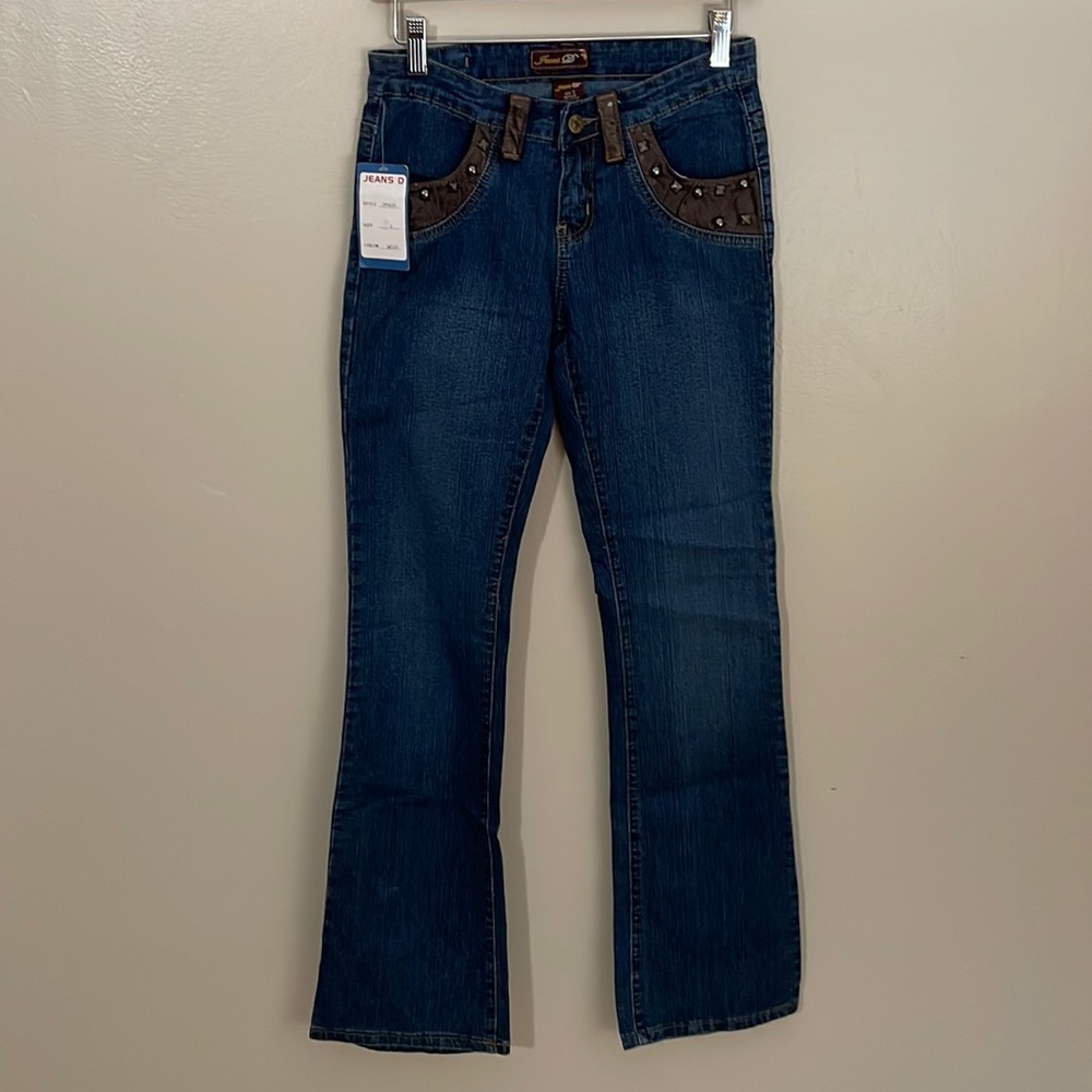 NWT Vintage Jeans D Brand Jeans. Size 3